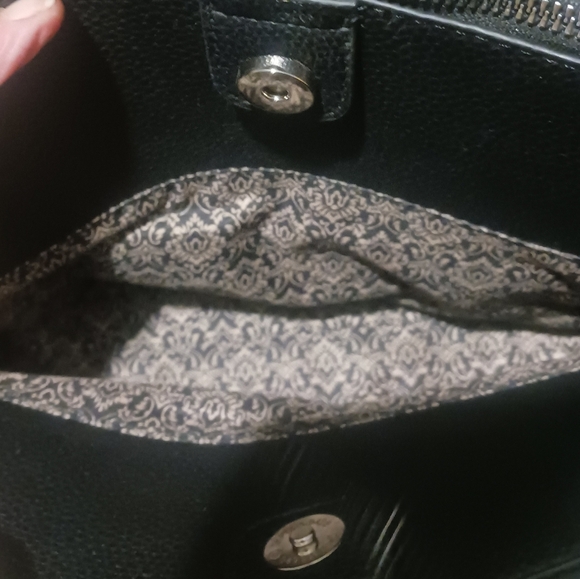 Nanette Lepore Black Crossbody Bag - Picture 4 of 6